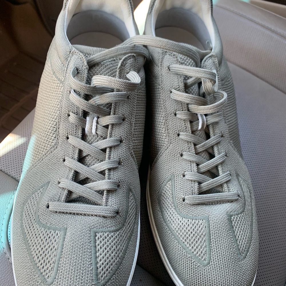 Rothy’s Men's olive green  Sneakers